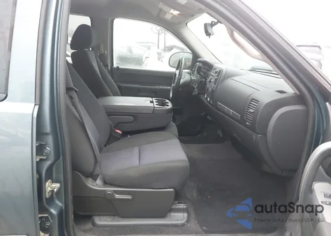 2011 Chevrolet Silverado 1500 Lt z USA, uszkodzony, nr VIN 3GCPCSE09BG141982